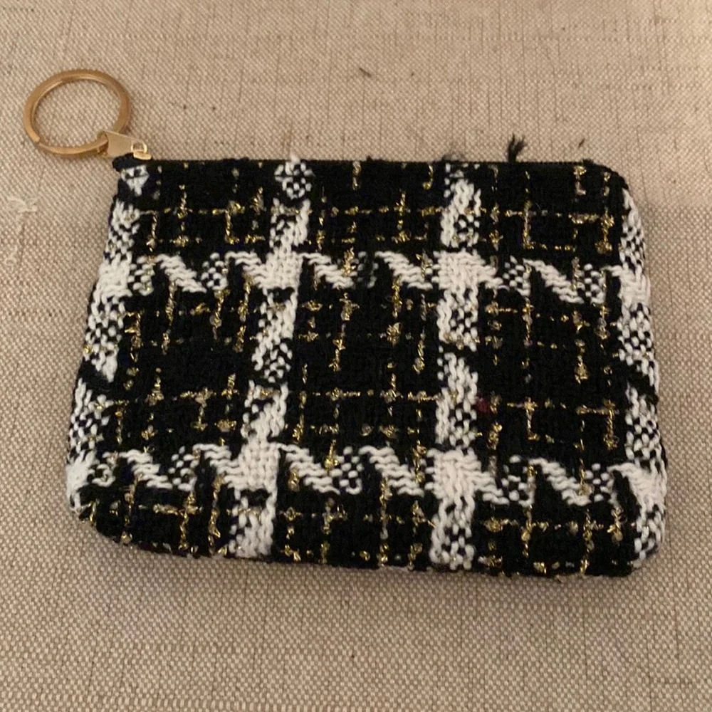Coin Purse - Picture 1 of 3